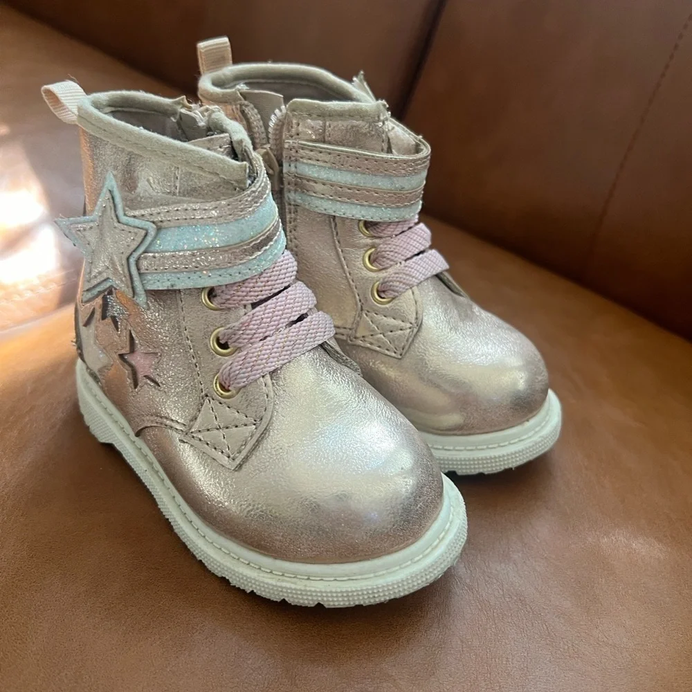 Wonder Nation Baby Toddler Girls Star Combat Boots Size 5 Pink Multicolor